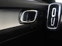 Volvo XC40 B4 Plus Dark | Trekhaak | Panoramadak | Dodehoekdetectie |