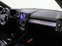 Volvo XC40 B4 Plus Dark | Trekhaak | Panoramadak | Dodehoekdetectie |