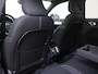 Volvo XC40 B4 Plus Dark | Trekhaak | Panoramadak | Dodehoekdetectie |
