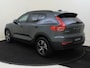 Volvo XC40 B4 Plus Dark | Panoramadak | Trekhaak | Dodehoekdetectie |