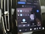 Volvo XC40 B4 Plus Dark | Panoramadak | Trekhaak | Dodehoekdetectie |
