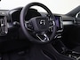 Volvo XC40 B4 Plus Dark | Panoramadak | Trekhaak | Dodehoekdetectie |