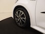 Toyota Yaris 1.5 Hybrid Dynamic | Carplay | Camera | Climate Control | Bi Color LMV |