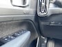 Volvo XC40 Recharge P8 AWD R-Design | Leder | Trekhaak wegklapbaar | Blis | Warmtepomp | 360 Cam |