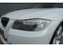BMW 3-Serie 318i Youngtimer Navigatie Cruise