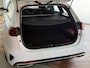 Kia Ceed Sportswagon 1.6 GDI PHEV DynamicLine | Facelift | 49.000km | Trekhaak afneembaar | Adaptieve cruise | Lane assist | Apple CarPlay | Navigatie | Camera | LED | DAB | Keyless | Stoel&stuurverwarming | Volledig dealeronderhouden | Fabrieksgarantie