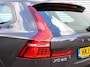 Volvo XC60 2.0 T6 Plug-in hybrid AWD Ultra Dark Automaat / Panoramadak / 360* camera / Head-up Display / Trekhaak / All-seasonbanden