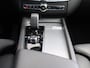 Volvo XC60 2.0 T6 Plug-in hybrid AWD Ultra Dark Automaat / Panoramadak / 360* camera / Head-up Display / Trekhaak / All-seasonbanden