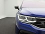 Volkswagen Tiguan 1.5 TSi 150 Pk Automaat R-Line | Black Style | Head UP | 360 Camera | Stuur/Stoelverwarming | Panoramadak | Harm/Kardon Audio | Trekhaak | 20 Inch | 42.457 Km !!