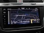 Volkswagen Tiguan 1.5 TSi 150 Pk Automaat R-Line | Black Style | Head UP | 360 Camera | Stuur/Stoelverwarming | Panoramadak | Harm/Kardon Audio | Trekhaak | 20 Inch | 42.457 Km !!