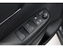 Toyota Yaris Cross 1.5 Hybrid Dynamic | Dodehoek detectie | Parkeersensoren voor/achter | Apple Carplay / Android Auto | Stoel-/stuurverwarming | Adaptive Cruise | Full LED | Keyless | Clima | Camera | 17 inch | ALL SEASON
