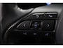 Toyota Yaris Cross 1.5 Hybrid Dynamic | Dodehoek detectie | Parkeersensoren voor/achter | Apple Carplay / Android Auto | Stoel-/stuurverwarming | Adaptive Cruise | Full LED | Keyless | Clima | Camera | 17 inch | ALL SEASON