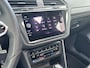 Volkswagen Tiguan 1.5 TSI R-Line | Automaat | Schuif/Kantel-Dak |  Adaptieve Cruise Control | Digital Cockpit