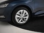 Skoda Octavia 1.5 e-TSI Business Edition Plus 150PK DSG/AUTO | Achteruitrijcamera | Stoelverw | Climate control | Cruise control adapt | App connect | parkeersensoren | Navi | DAB | LED | 17"LMV