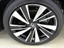 Toyota Corolla Touring Sports Hybrid 140 Dynamic | NL dealeronderhouden | Special Deal | Parkeersensoren voor+achter | Stoelverwarming | Draadloze telefoonlader | Apple CarPlay/Android Auto | Cruise Control Adaptive |