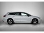 Toyota Corolla Touring Sports Hybrid 140 Dynamic | NL dealeronderhouden | Special Deal | Parkeersensoren voor+achter | Stoelverwarming | Draadloze telefoonlader | Apple CarPlay/Android Auto | Cruise Control Adaptive |