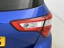 Toyota Yaris 1.5 Hybrid Bi-Tone | Navigatie | Dealer Onderhouden | Camera | Climate Control | sl 131