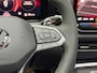 Volkswagen T-Roc 1.5 eTsi R-Line Full option - Pano - Elek. Trekhaak - Elek. Achterklep - Harman Kardon