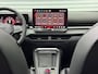 Volkswagen T-Roc 1.5 eTsi R-Line Full option - Pano - Elek. Trekhaak - Elek. Achterklep - Harman Kardon