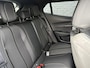 Peugeot 2008 1.2 Hybrid 136 GT | Automaat | 1e Eigenaar | Adaptieve Cruise Control | Dode Hoek Detectie | Lane Assist | Apple Carplay | DAB | Navigatie | Parkeer Camera | Parkeersensoren Achter |