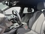 Peugeot 2008 1.2 Hybrid 136 GT | Automaat | 1e Eigenaar | Adaptieve Cruise Control | Dode Hoek Detectie | Lane Assist | Apple Carplay | DAB | Navigatie | Parkeer Camera | Parkeersensoren Achter |