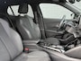 Peugeot 2008 1.2 Hybrid 136 GT | Automaat | 1e Eigenaar | Adaptieve Cruise Control | Dode Hoek Detectie | Lane Assist | Apple Carplay | DAB | Navigatie | Parkeer Camera | Parkeersensoren Achter |