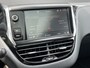 Peugeot 2008 1.2 PureTech Allure Panoramadak | Trekhaak 1250kg | Cruise Control | Navigatie | Climate Control | Sensoren & Camera Achter | All Seasonbanden | CarPlay / Android Auto |