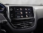 Peugeot 2008 1.2 PureTech Allure Sport (APPLE CARPLAY, NAVIGATIE, CAMERA, CLIMATE, SPORTSTOELEN, LEDER, GETINT GLAS, CRUISE, TREKHAAK, NIEUWSTAAT)