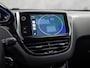 Peugeot 2008 1.2 PureTech Allure Sport (APPLE CARPLAY, NAVIGATIE, CAMERA, CLIMATE, SPORTSTOELEN, LEDER, GETINT GLAS, CRUISE, TREKHAAK, NIEUWSTAAT)