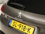 Peugeot 2008 1.2 PureTech Allure Sport (APPLE CARPLAY, NAVIGATIE, CAMERA, CLIMATE, SPORTSTOELEN, LEDER, GETINT GLAS, CRUISE, TREKHAAK, NIEUWSTAAT)