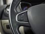 Renault Captur 1.2 TCe Initiale Paris (PANORAMADAK, NAVIGATIE, LEDER, STOELVERWARMING, CLIMATE, CAMERA, SPORTSTOELEN, GETINT GLAS, CRUISE, NIEUWSTAAT)