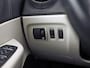Renault Captur 1.2 TCe Initiale Paris (PANORAMADAK, NAVIGATIE, LEDER, STOELVERWARMING, CLIMATE, CAMERA, SPORTSTOELEN, GETINT GLAS, CRUISE, NIEUWSTAAT)
