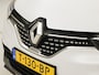 Renault Captur 1.2 TCe Initiale Paris (PANORAMADAK, NAVIGATIE, LEDER, STOELVERWARMING, CLIMATE, CAMERA, SPORTSTOELEN, GETINT GLAS, CRUISE, NIEUWSTAAT)