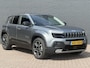 Jeep Avenger Summit 54 kWh | 400 KM WLTP | Adaptieve Cruise Control | Dode Hoek Detectie | Lane Assist | DAB | Apple Carplay | Parkeercamera | Parkeersensoren Voor & achter |