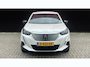 Peugeot e-2008 EV Active Pack 50 kWh | Navigatie | Camera | Apple Carplay / Android Auto | SOH 97,56% | Achterbank in delen neerklapbaar | Achteruitrijcamera | Airco (automatisch)