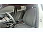Peugeot e-2008 EV Active Pack 50 kWh | Navigatie | Camera | Apple Carplay / Android Auto | SOH 97,56% | Achterbank in delen neerklapbaar | Achteruitrijcamera | Airco (automatisch)