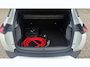 Peugeot e-2008 EV Active Pack 50 kWh | Navigatie | Camera | Apple Carplay / Android Auto | SOH 97,56% | Achterbank in delen neerklapbaar | Achteruitrijcamera | Airco (automatisch)