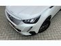Peugeot e-2008 EV Active Pack 50 kWh | Navigatie | Camera | Apple Carplay / Android Auto | SOH 97,56% | Achterbank in delen neerklapbaar | Achteruitrijcamera | Airco (automatisch)