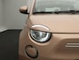 Fiat 500 3+1 Icon 42 kWh | Navigatie | Climate Controle | 17 Inch | Parkeersensoren | Bluetooth | 40.959 Km!!