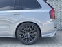 Volvo XC90 2.0 T8 Plug-in hybrid AWD Ultra Black Ed. Exec. | HEICO Edition | Luchtvering met selected level | Geventileerde Nappa lederen stoelen met massage | Trekhaak | Bowers en Wilkins Audio | Gelaagd glas | 22" velgen | 360 camera | Adaptieve cruise control |