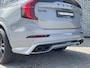 Volvo XC90 2.0 T8 Plug-in hybrid AWD Ultra Black Ed. Exec. | HEICO Edition | Luchtvering met selected level | Geventileerde Nappa lederen stoelen met massage | Trekhaak | Bowers en Wilkins Audio | Gelaagd glas | 22" velgen | 360 camera | Adaptieve cruise control |