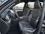 Volvo XC90 2.0 T8 Plug-in hybrid AWD Ultra Black Ed. Exec. | HEICO Edition | Luchtvering met selected level | Geventileerde Nappa lederen stoelen met massage | Trekhaak | Bowers en Wilkins Audio | Gelaagd glas | 22" velgen | 360 camera | Adaptieve cruise control |