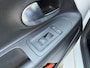Volkswagen Up! 1.0 move up! BlueMotion | Navigatie | Airco |