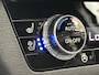 Mitsubishi Outlander 2.4 PHEV Black Edition NIEUW UIT VOORRAAD LEVERBAAR | Parkeersensoren voor- en achter | Stoel ventilatie voor | Plug Inn | Lederen bekleding | Navigatiesysteem | Elektrisch glazen panorama-dak | Climate Control | Adaptieve Cruise Control | 8 jaar fabrieksgarantie