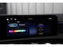 Mercedes-Benz A-klasse 250e AMG | 218PK | Head-up | Memory | Keyless-go | Sfeerverlichting | Distronic+ | Pano | Multibeam | Standkachel | 2024.