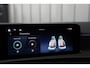 Mercedes-Benz A-klasse 250e AMG | 218PK | Head-up | Memory | Keyless-go | Sfeerverlichting | Distronic+ | Pano | Multibeam | Standkachel | 2024.
