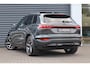 Audi Q6 e-tron 306pk S edition performance 100 kWh | Panoramadak | Bang&Olufsen 3D | Trekhaak | Ambianceverlichting | MMI Bijrijdersdisplay | Stoelverwarming Voor+Achter
