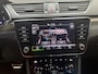 Skoda Superb Combi 1.4 TSI iV Sportline Business Automaat | Achteruitrijcamera | Cruise & climate control | Extra getint glas | LED verlichting | Standkachel | Stoelverwarming | Parkeersensoren voor en achter