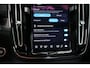 Volvo XC40 2.0 B4 AWD Ultimate Dark Pano / ACC / Harman Kardon / Camera