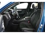 Volvo XC40 2.0 B4 AWD Ultimate Dark Pano / ACC / Harman Kardon / Camera